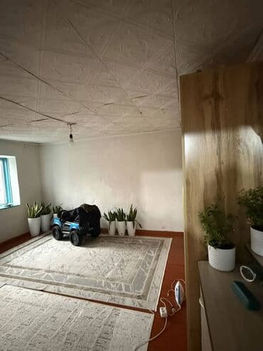 Полдома, 46 м², 2 комнаты, Агентство недвижимости, Старый ремонт