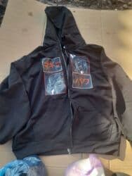 Комплекты одежды: Срочно Продаю кофту легкую для девочек или мальчиков. Примерно рост — 7