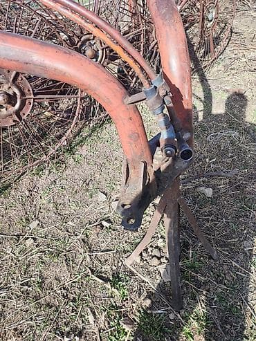 механическая помпа: Грабли-ворошилки колесно-пальцевые (солнечные) - Прицепное навесное — 3