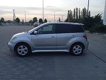 Продажа авто: Toyota Ist: 2002 г., 1.5 л, Автомат, Бензин, Хэтчбэк — 4