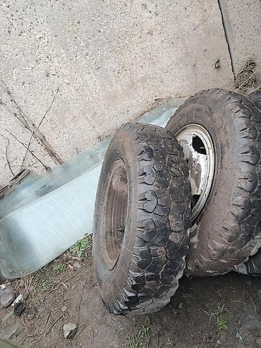 шына 235 65 16 с: Колеса в сборе R 20, Б/у, Грузовики/Автобусы, отверстий - 8 — 2