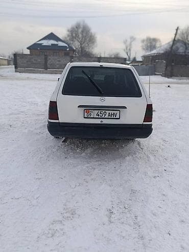 клапан печки 124: Mercedes-Benz W124: 1987 г., 2.3 л, Механика, Бензин, Универсал — 5