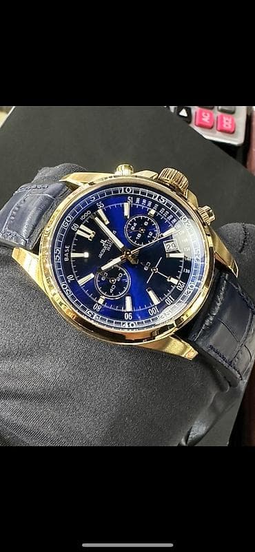 Ювелирные изделия: Листай Дайвер модели от Австрийского бренда Jacques Lemans. В разных — 6