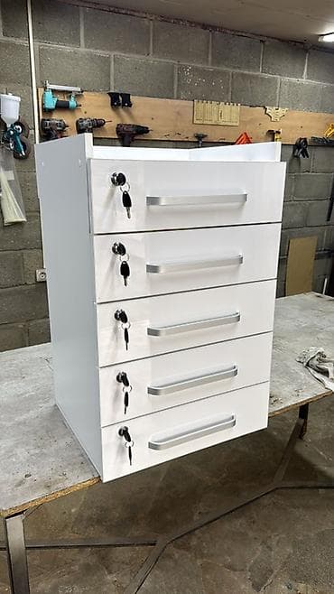 книжная полка бишкек: Тележка-органайзер на колесах, Железо — 1