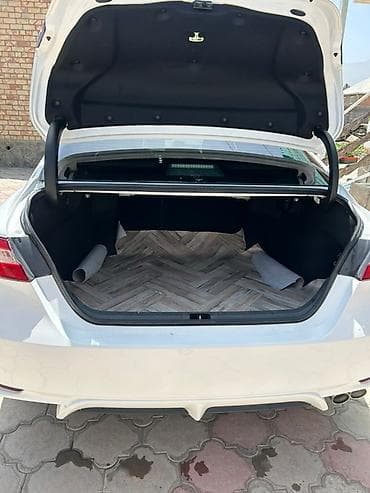 богаж: Toyota Camry: 2020 г., 2.5 л, Автомат, Бензин, Седан — 9