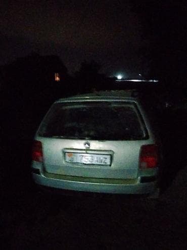 ткани на авто: Volkswagen Passat: 1999 г., 2.3 л, Механика, Бензин, Универсал — 1