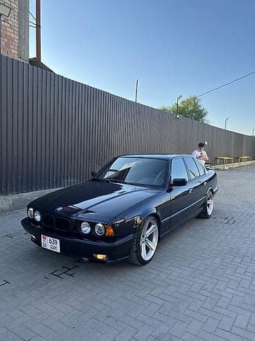 бампер е34 бмв: BMW 5 series: 1992 г., 4.4 л — 6
