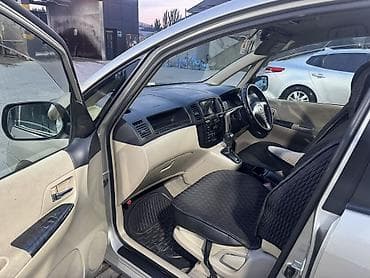 тико сидена: Toyota Corolla Spacio: 2003 г., 1.8 л, Автомат, Бензин, Минивэн — 9