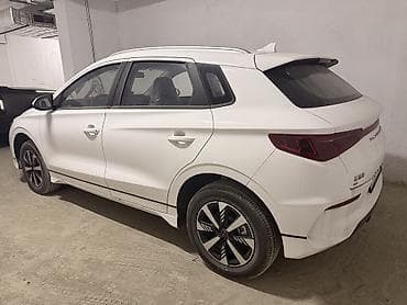 спринтер в аренду с выкупом: BYD E2: 2025 г., 0.1 л, Автомат, Электромобиль, Кроссовер — 2