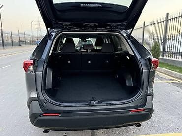 указатель уровня топлива: Toyota RAV4: 2020 г., 2.5 л, Вариатор, Гибрид, Внедорожник — 8