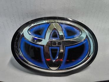 Автозапчасти: Бампер Toyota, Б/у, Оригинал — 1