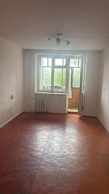 1 комната, 75 м², 3 этаж, Старый ремонт