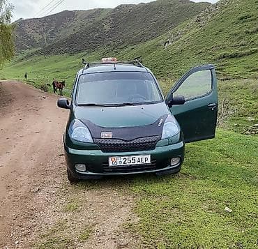 тайооа ярис: Toyota Yaris: 2000 г., 1.5 л, Механика, Газ — 3