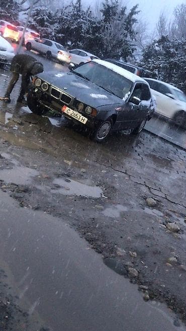 рейка е36: BMW 5 series: 1988 г., Механика, Бензин, Седан — 1