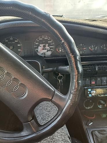 Транспорт: Audi 100: 1992 г., 0.2 л, Механика, Бензин, Седан — 4