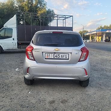 Chevrolet Spark: 2016 г., Автомат, Бензин, Хэтчбэк