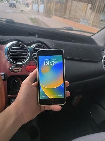 steam deck: IPhone 8 Plus, 256 ГБ, Черный — 1