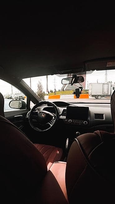 chevrolet express: Honda Civic: 2007 г., 1.8 л, Автомат, Седан — 4