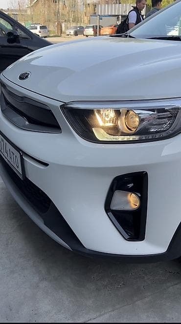 corea cars.com: Kia Stonic: 2018 г., 1.6 л, Робот, Дизель, Кроссовер — 2