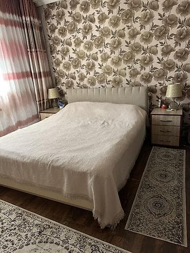 Спальный гарнитур в отличном состоянии, цвет светлый дуб/беж. Состав