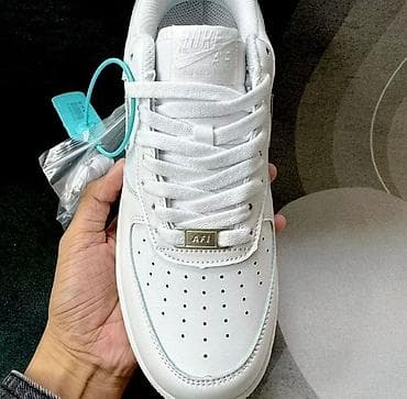 почти новые: Мужские кроссовки, 35, 43, Nike, Новый, цвет - Белый — 2