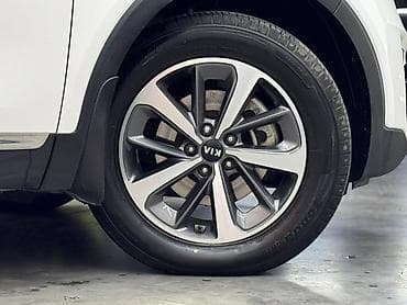 Транспорт: Kia Sorento: 2018 г., 2 л, Автомат, Дизель, Кроссовер — 10