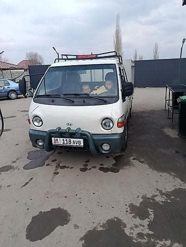 кен булун: Жеңил жүк ташуучу унаа, Hyundai, Стандарт — 2