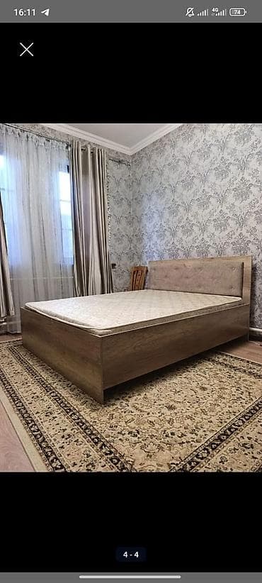 двуспалка: Двуспальная кровать с мягким изголовьем и матрасом. В ОТЛИЧНОМ — 4