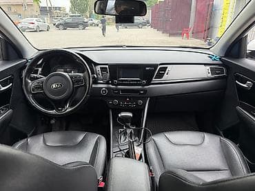 oc.lg: Kia Niro: 2017 г., 1.6 л, Гибрид, Кроссовер — 6