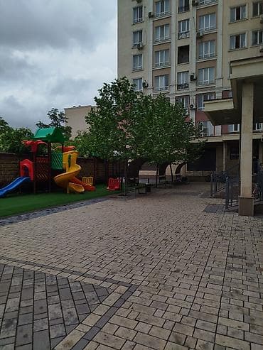 молодой гвардия: Продается 2-х комнатная квартира в центре города по улице — 3