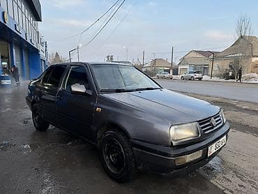 ом 441: Volkswagen Vento: 1993 г., 1.8 л, Механика, Бензин, Седан — 2