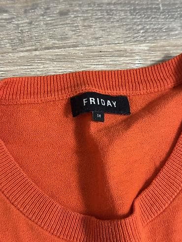 american eagle: Кофта от бренда Friday, бренд европейский, Дания. Состояние отличное — 2