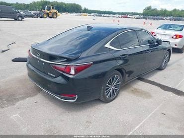 Lexus ES: 2023 г., 2.5 л, Вариатор, Гибрид — 4