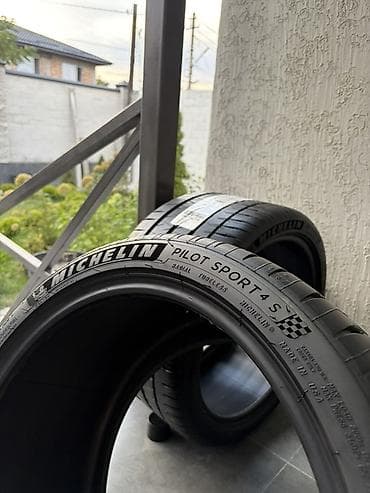 резина спортивный: Шины Michelin Pilot Sport 4 S - Размер: 295/30 ZR19 - Индекс — 4