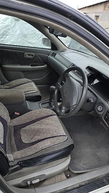 byd qin plus: Toyota Camry: 2000 г., 2.5 л, Автомат, Бензин, Седан — 2