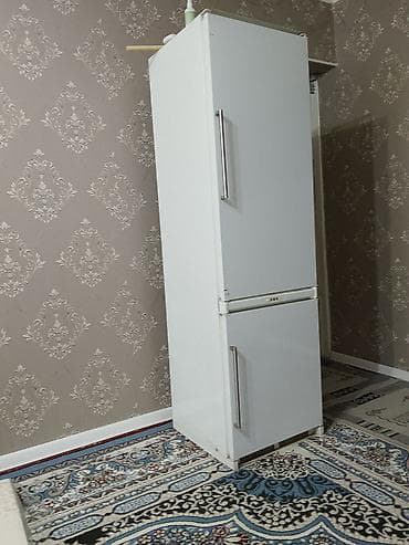 Холодильник Hotpoint Ariston, Двухкамерный