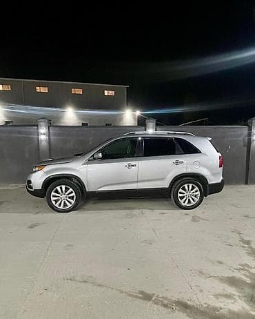 бампе: Kia Sorento: 2010 г., 2 л, Автомат, Дизель, Кроссовер — 5