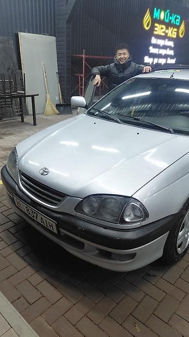 rav 4 2015: Toyota Avensis: 2000 г., 2 л, Механика, Дизель, Универсал — 6