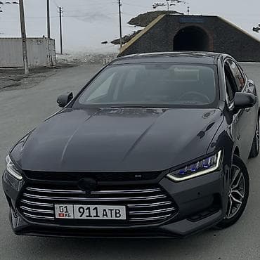 denza n9: BYD Qin: 2019 г., 1.5 л, Робот, Гибрид, Седан — 1