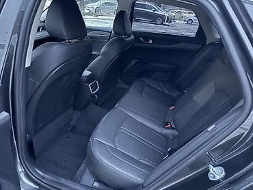 аренда или продажа: Kia K5: 2022 г., 2 л, Автомат, Газ, Седан — 10