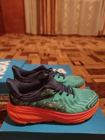 парка женская с мехом бишкек: Кроссовки Hoka (логотип на коробке и боковой панели) — беговая модель — 1
