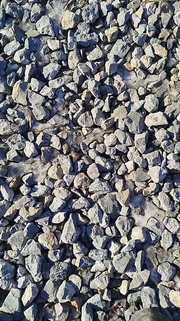 Заказать Самосвал, Доставка щебня, угля, песка, чернозема, отсев