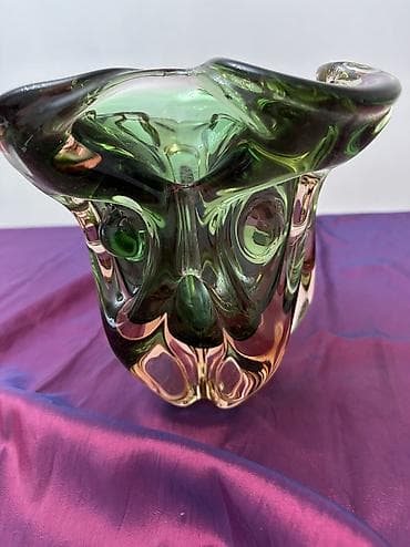 Модели автомобилей: Чешская ваза из гутного цветного стекла — 2