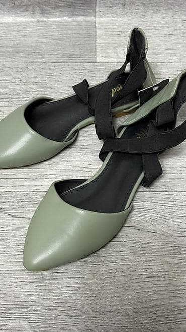 foot patch: Балетки с заострённым носком и перекрёстными эластичными ремешками — 2