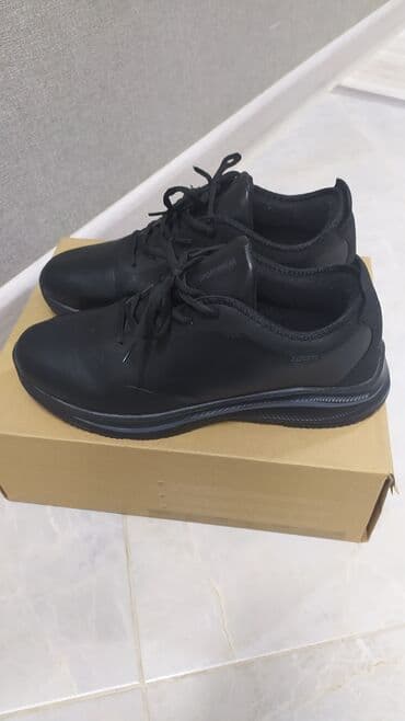 nike react: Кроссовки (Вьетнам), размер 41. абсолютно новые. теплые — 2