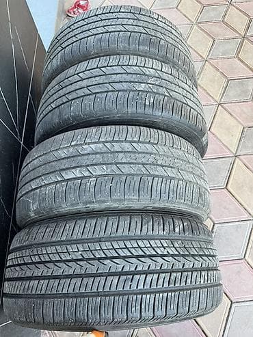 б4 80: Комплект из 4 летних шин 
- Размер: 235/45 R18 — 2