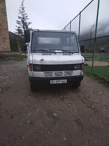 ремонт пневматика: Легкий грузовик, Mercedes-Benz, Дубль — 3