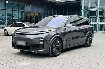 жили манжера: Lixiang L9: 2022 г., 1.5 л, Гибрид, Кроссовер — 1