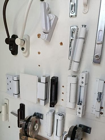 Дом и сад: Другие комплектующие для дверей — 1