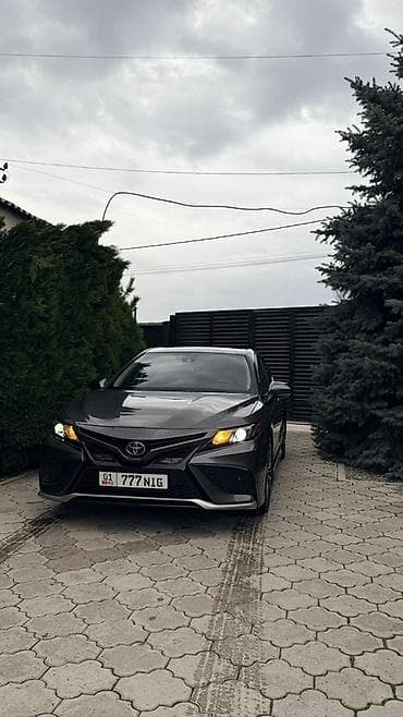 kia ray: Toyota Camry: 2021 г., Седан — 1